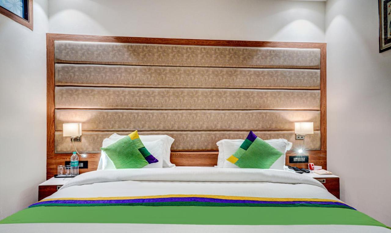 Hotel Sun Grand Dehradun Exterior photo