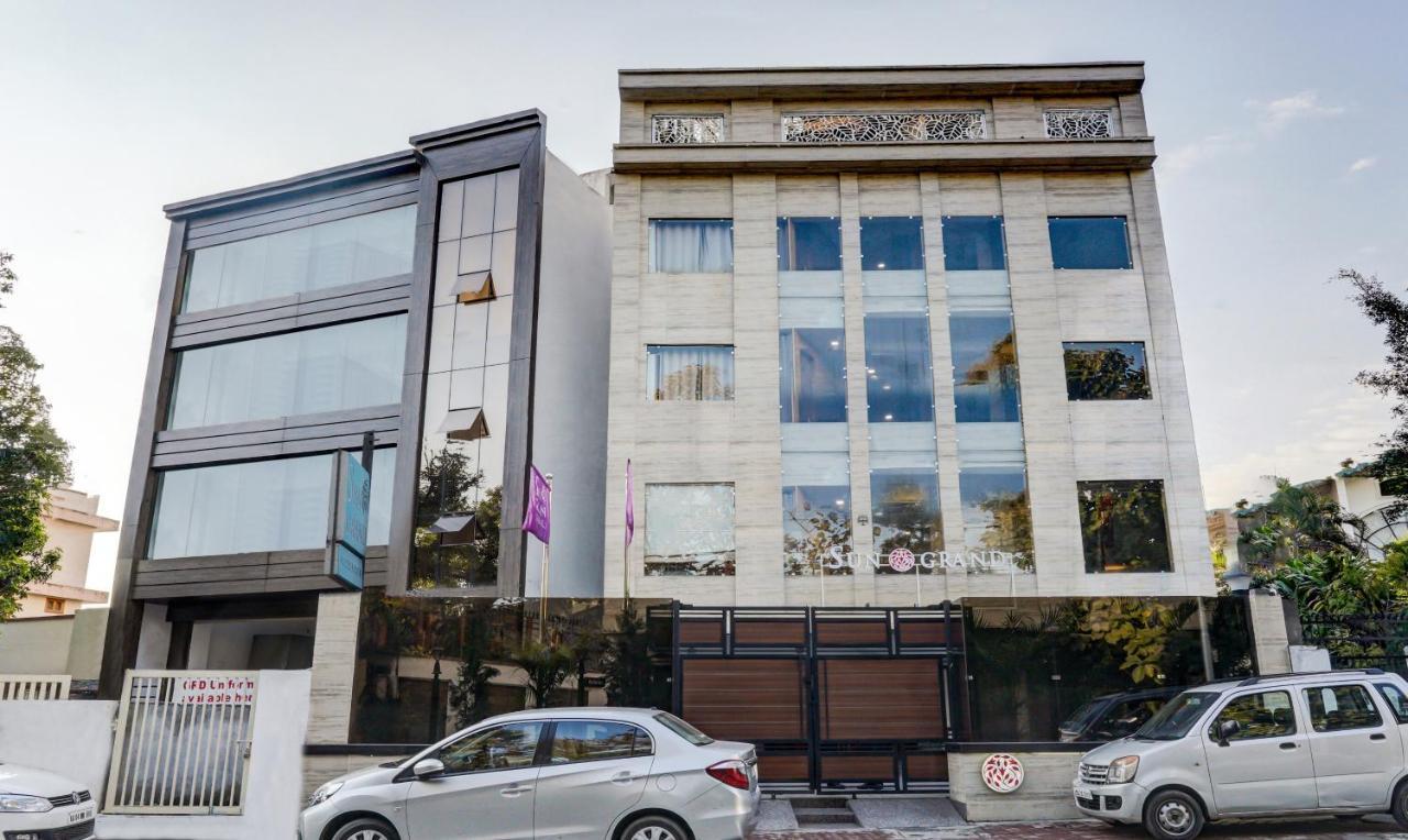 Hotel Sun Grand Dehradun Exterior photo